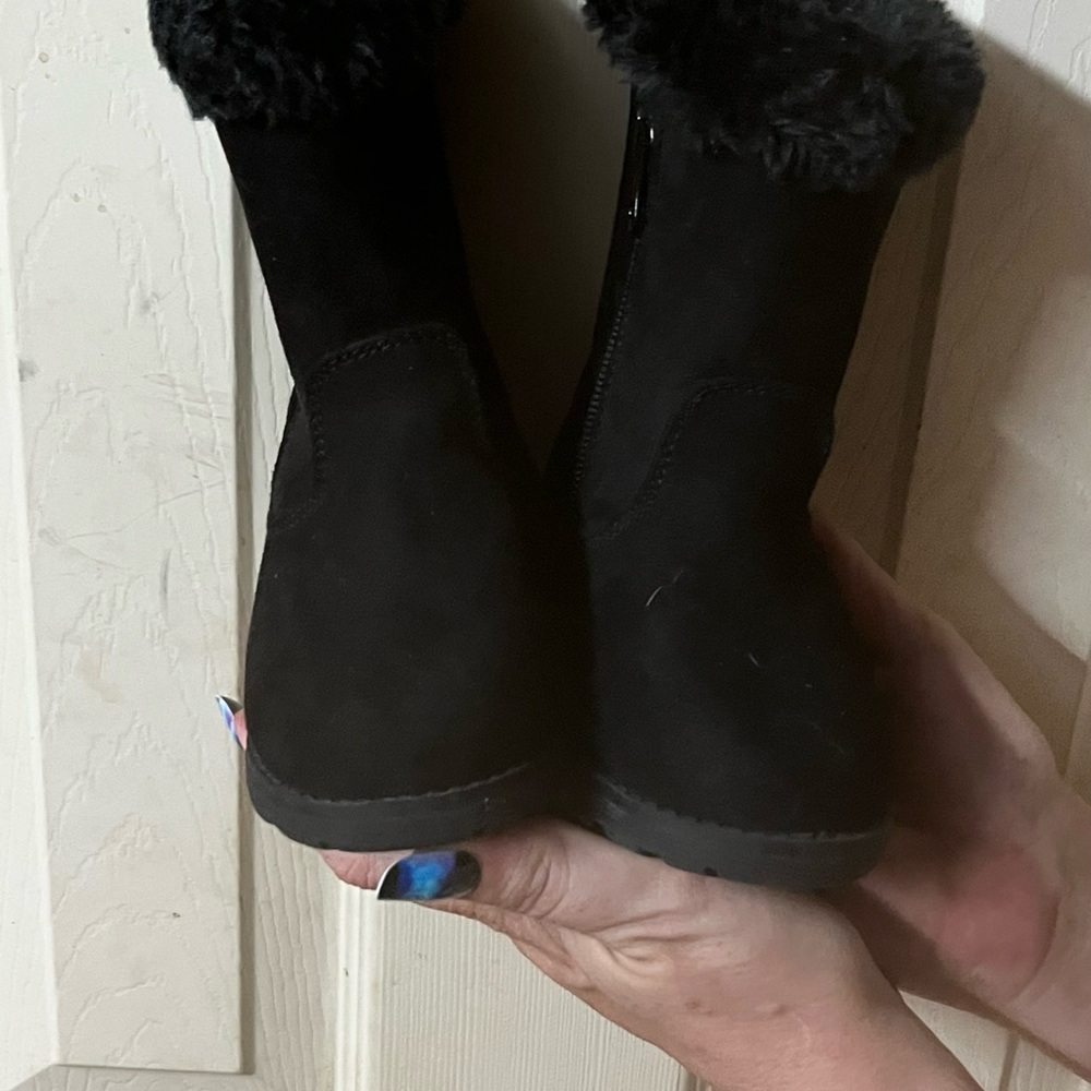 Cat & Jack Black Kids Boots